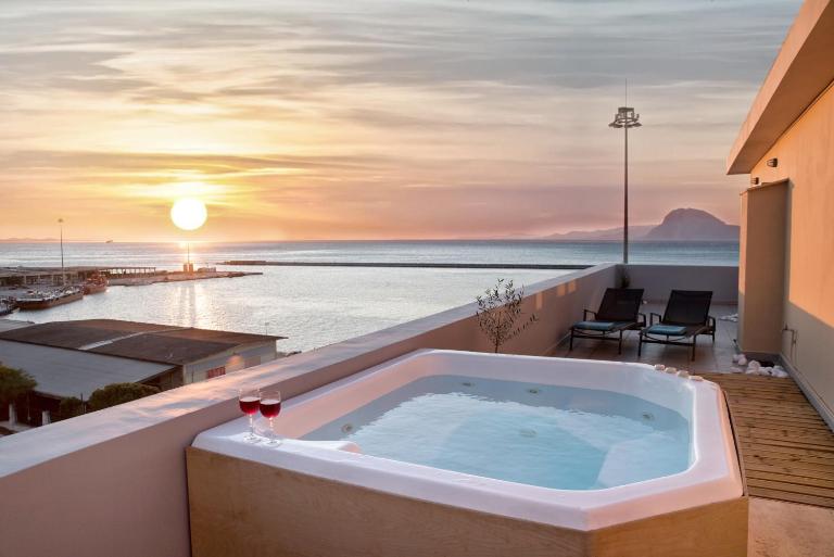 Majestic Penthouse in the heart of Patra - B&B Patrasso
