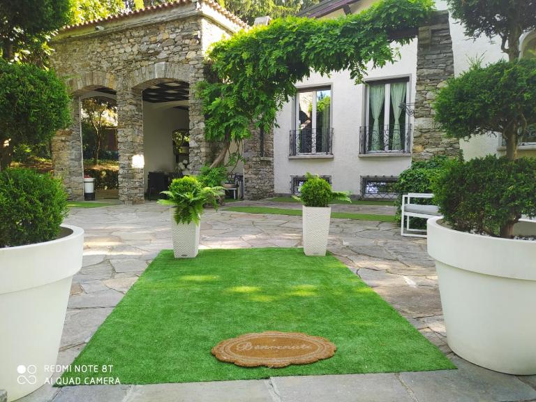 "La Selvetta" bed and breakfast - B&B Buguggiate