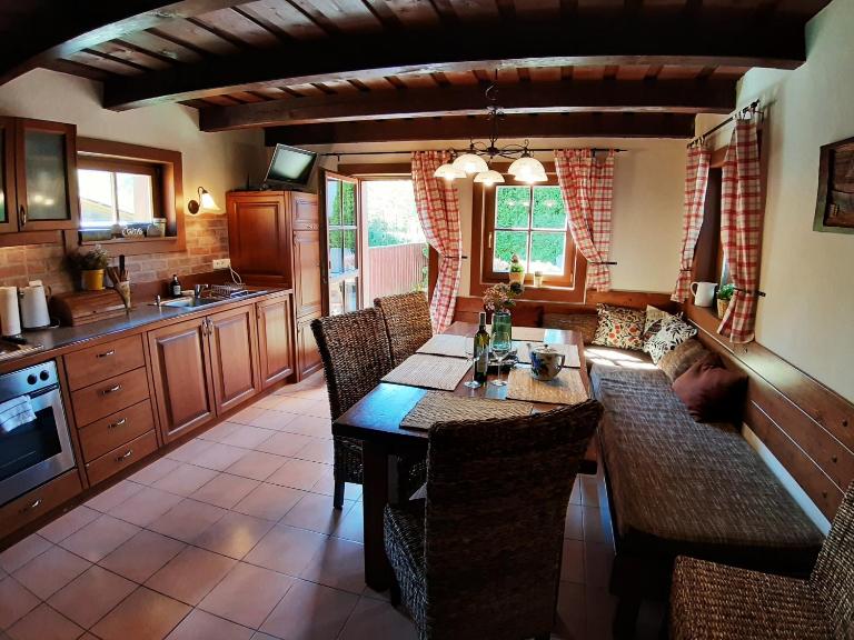 Chata DOBROTKA - B&B Liptovský Mikuláš