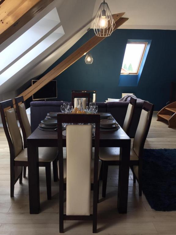 Apartament Miętowa Sowa - B&B Jelenia Góra