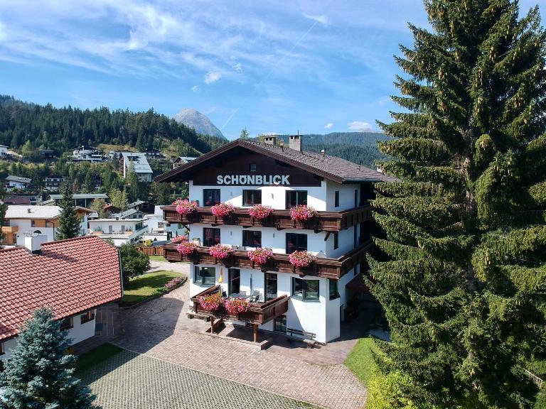 Haus Schönblick - Ferienwohnung Seefeld in Tirol