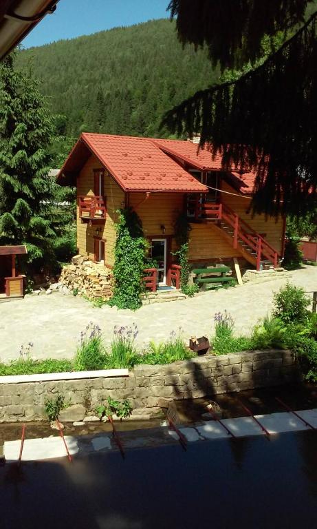 Ребровач - B&B Tatariv