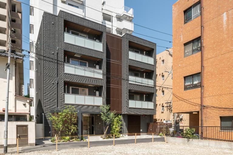 GRAND BASE Yakuin Odori - B&B Fukuoka