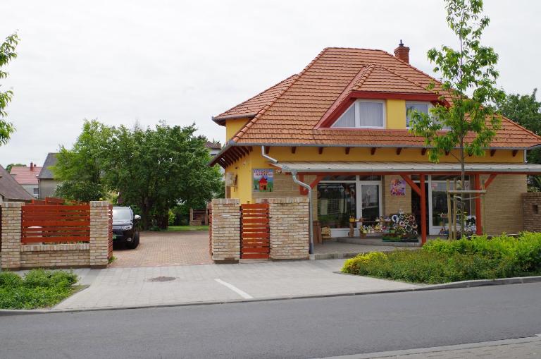 Aranyhal Apartman - B&B Hévíz