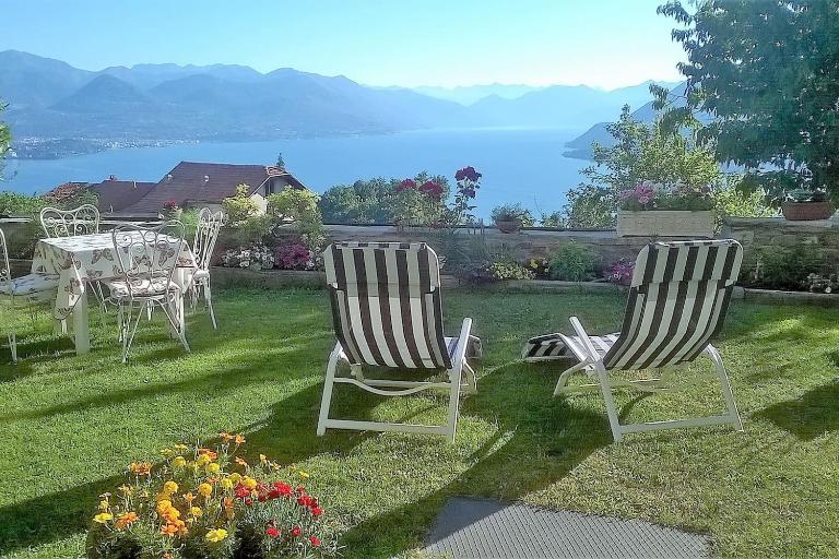 LA CASA DI MONICA E LUCIANO - B&B Stresa