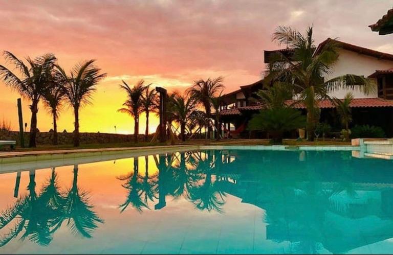 Oceanica 1000 Beachfront Suites - B&B Saquarema