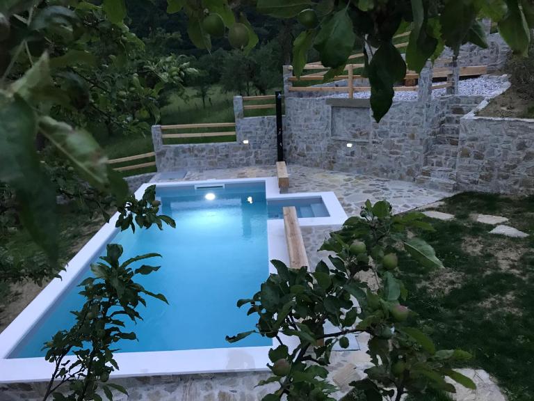 Farmhouse Cvetje - B&B Tolmín