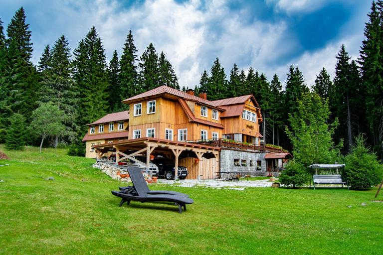 Horská chata Milíře - B&B Pec pod Sněžkou