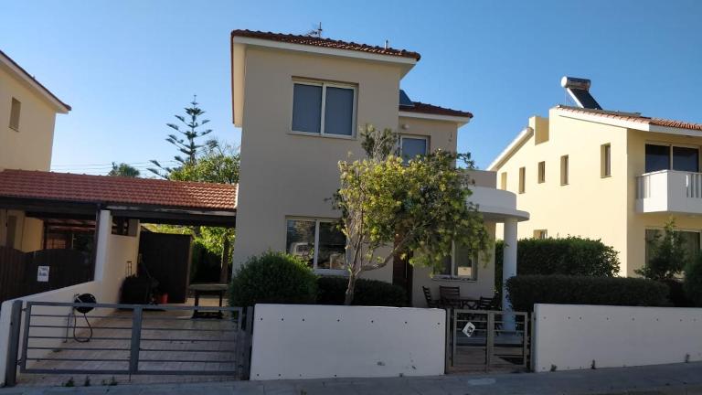 Sunrise Villa - B&B Perivolia