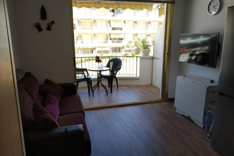 Apartamento en primera línea de mar en Vilafortuny, Cambrils - Bed and Breakfast Cambrils