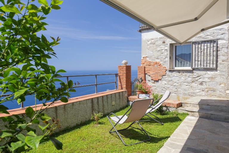 Polanesi Sea view Home - Bed and Breakfast Sori