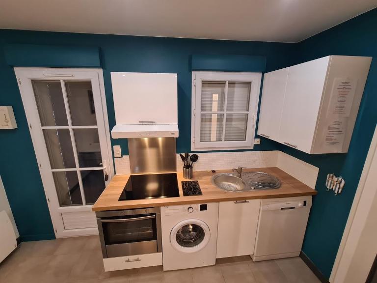 Maison 2 Chambres Parking Linge de lit fourni - Bed and Breakfast Les Sables-d'Olonne