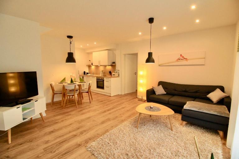 Ferienwohnung Feldblick - Bed and Breakfast Hartheim