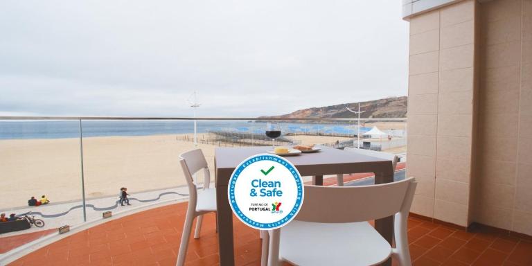 Holidays Nazaré marginal - B&B Nazaré