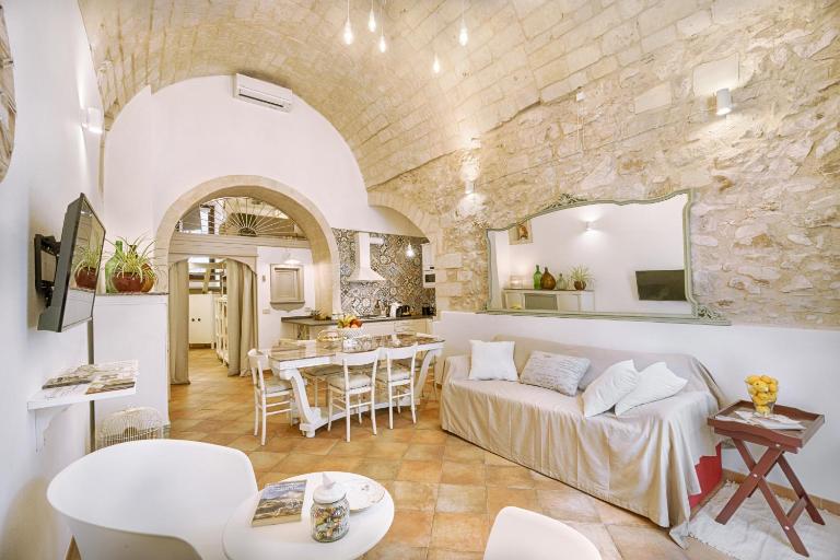 Mario Leggio 83, gocce di Sicilia - B&B Ragusa