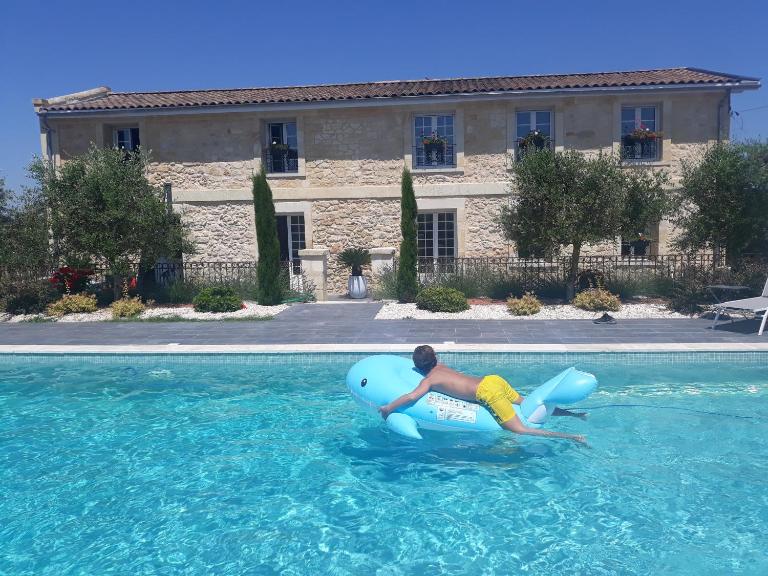 DOMAINE DE GUILLEMIN - B&B Saint-Louis-de-Montferrand
