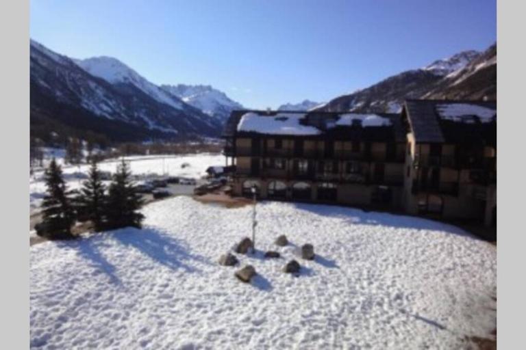 Loue studio de vacances rénové à Névache - B&B Névache