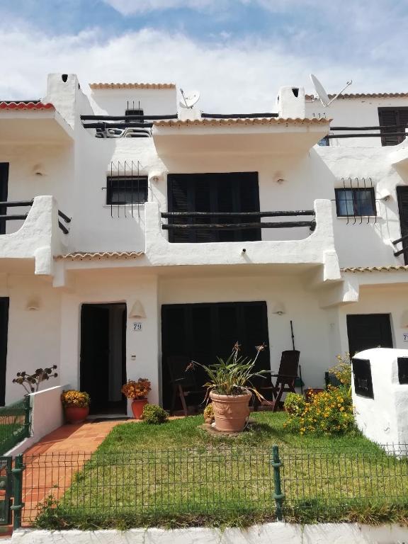 Moradia T2+1 COM PISCINA - B&B Lagos