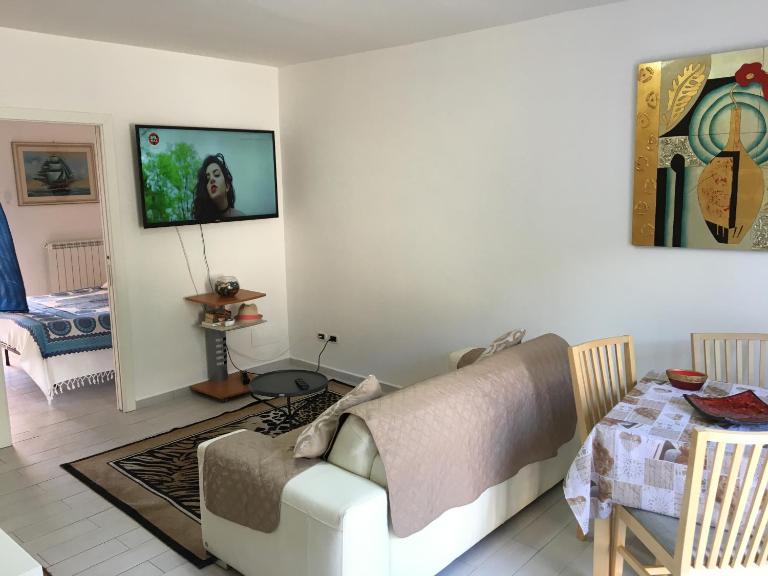 Fantastic view of Mediterranean Sea and islands!!! - Ferienwohnung Terracina