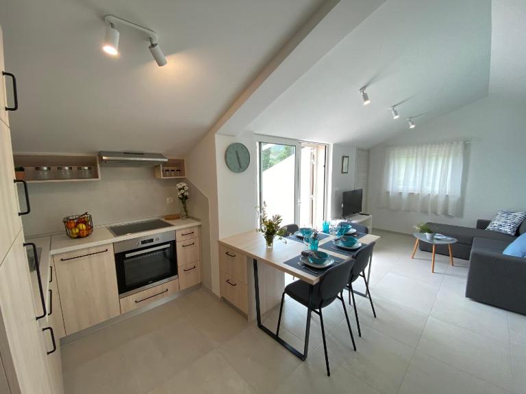Apartment Vital Nerezine - B&B Nerezine