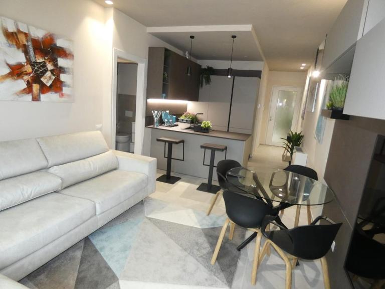 Town-Beach Home - B&B Civitanova Marche