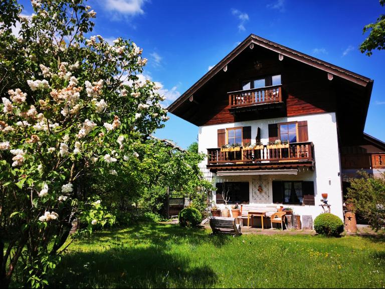 Gästehaus Neu am Passionstheater - B&B Oberammergau