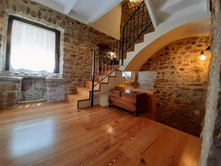 MONELLS - CASA Rural - CAN FELIP - Bed and Breakfast Monells
