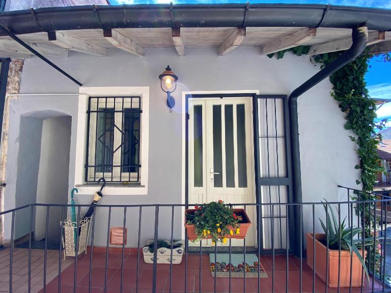 Nicolaus - Bed and Breakfast Sesto Calende