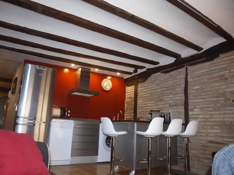 Segundo Caballerias, centrico al lado Catedral, Aire Acondicionado - B&B Logroño