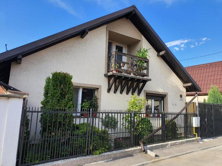 Rasnov Retreat - B&B Râşnov