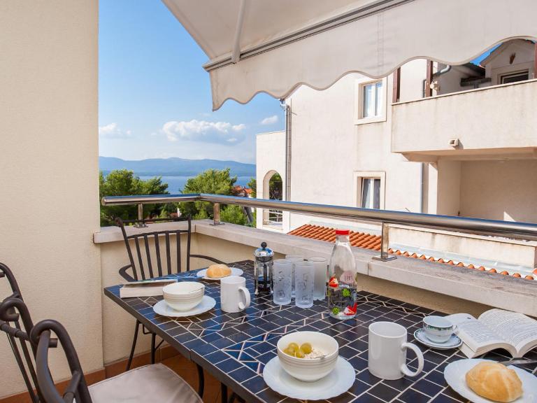 Apartment Ella Sea View - B&B Bol