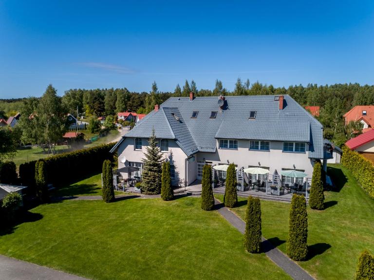 DW Róża Wiatrów - B&B Dębki