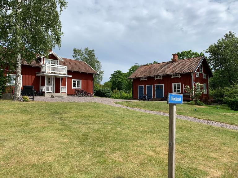 Rinkeby Gård - Ferienwohnung Jönåker