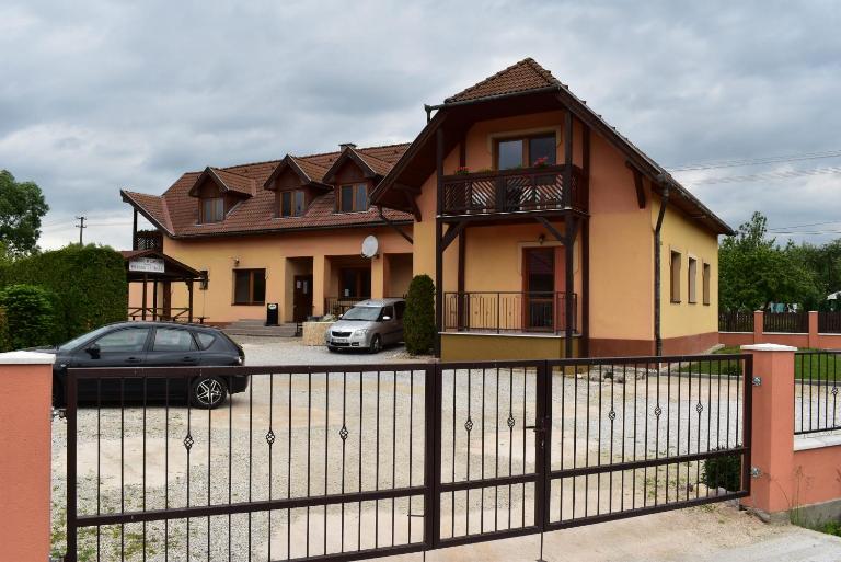 Penzion Zuzka - Chambres d'hôtes Krásnohorská Dlhá Lúka