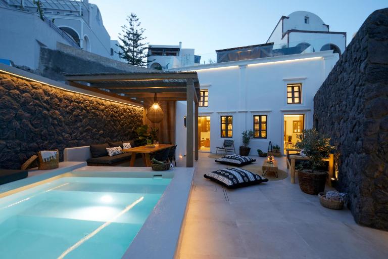 Floria Suites - Chambres d'hôtes Karterádhos