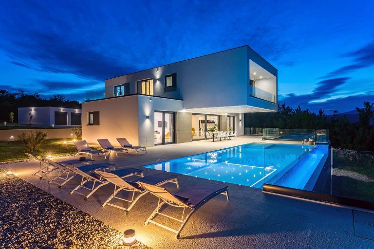 Villa SUNRISE DREAM - Ferienwohnung Grubine