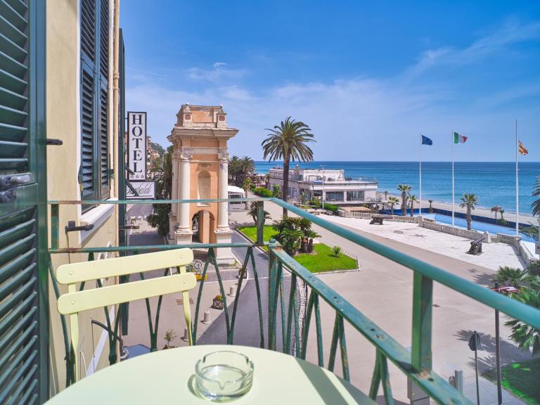Medusa Apartment - Piazza 2 - B&B Finale Ligure