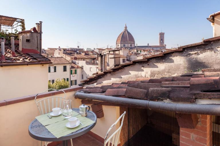 Lovenest with terrace Duomo View - B&B Florencia