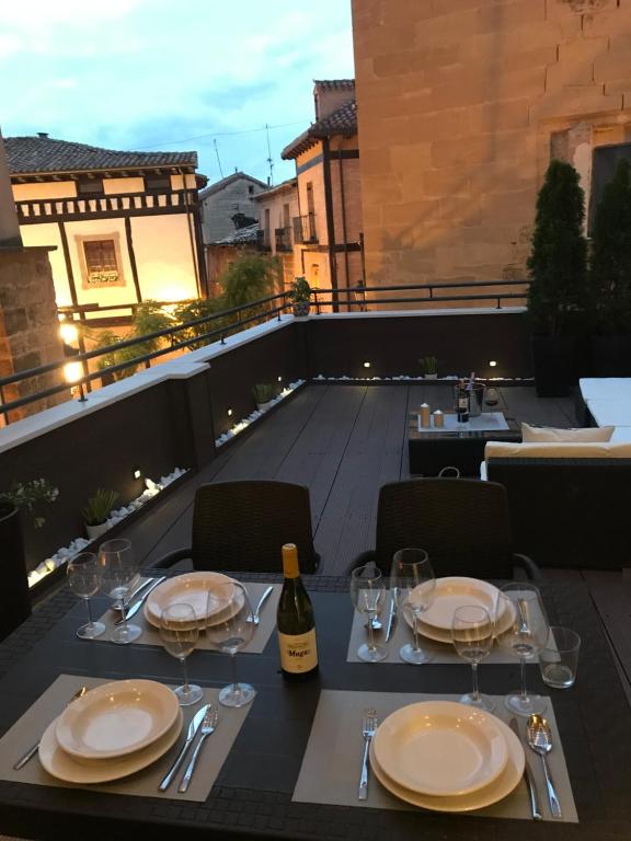 Apartamentos La Herradura Terraza - B&B Haro