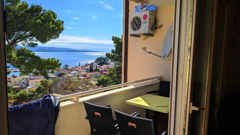 Apartman Baška Voda - Bed and Breakfast Baška Voda