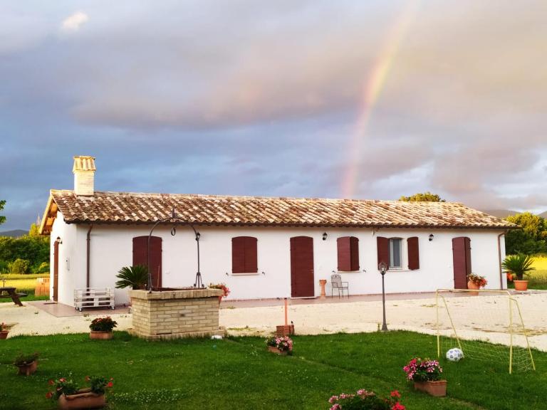 AGRITURISMO " LE SERRE" - Ferienwohnung Spello