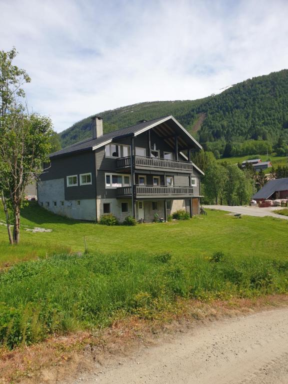 Mørkve Apartement - B&B Myrkdalen