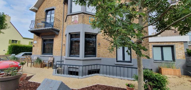 Villa Les Rosiers - B&B La Panne