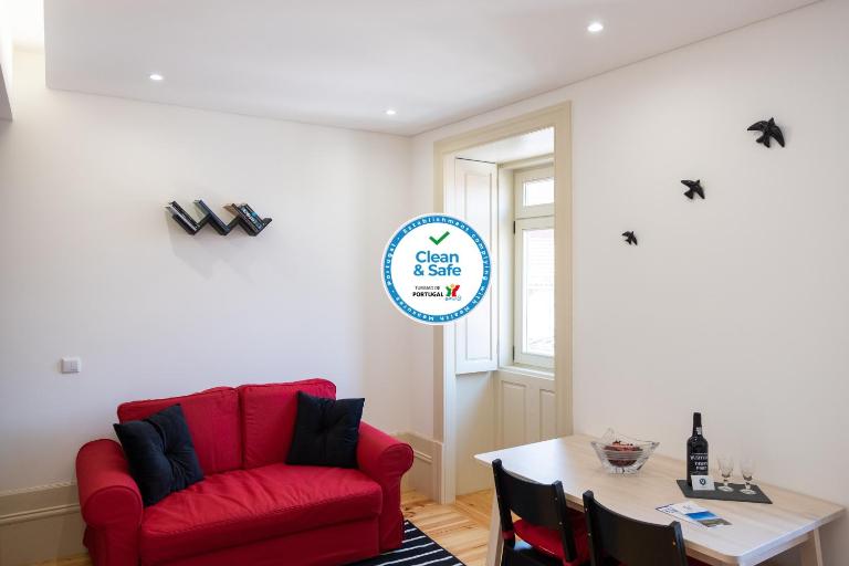 Lively Getaway Apartment - B&B Oporto
