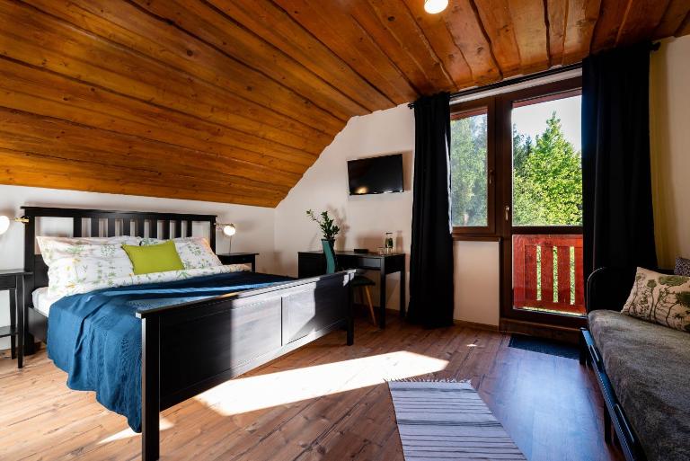 Ubytovanie&Reštaurácia Bodliak - Bed and Breakfast Žiar