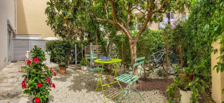 Al Giardino Del Nespolo - B&B Polignano a Mare