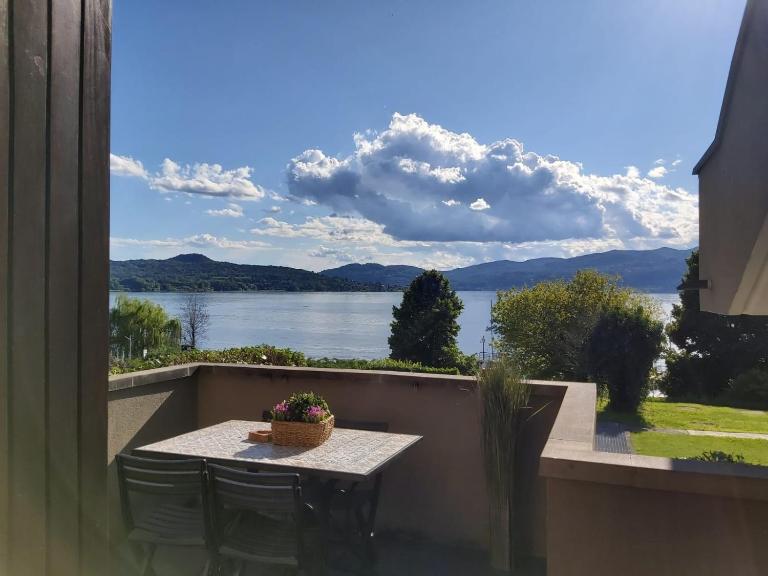 Bnbook - La casa sul Lago Maggiore - Ferienwohnung Ispra