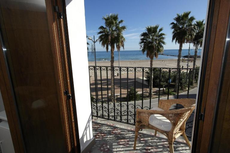 AR28-2, Bonito apartamento en primera línea - Ferienwohnung Villajoyosa
