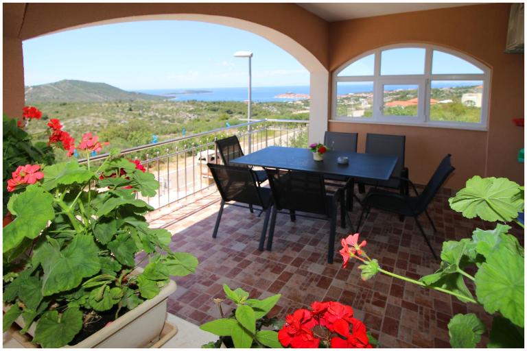 Glavaš - B&B Primošten