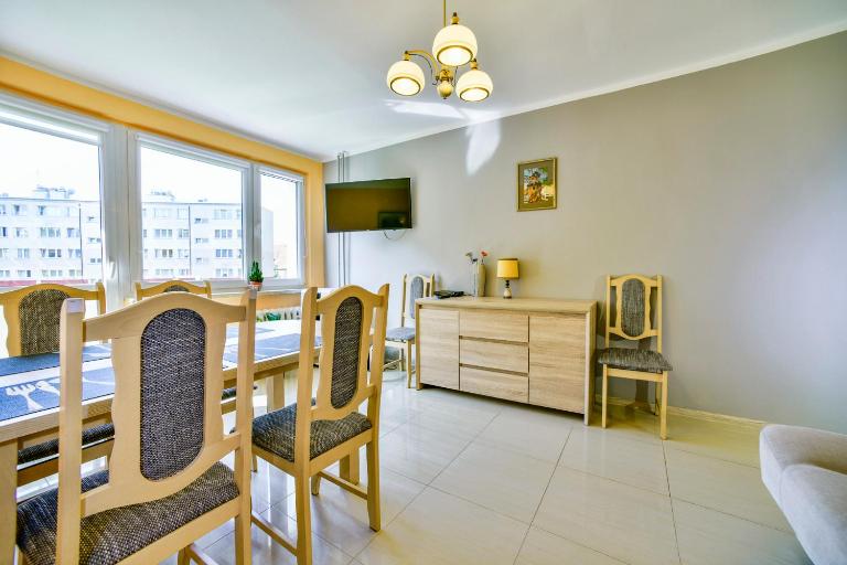 Apartament u Joli w Kolobrzegu Podczele - 2 sypialnie, 50m2, wifi i parking za darmo! - B&B Kołobrzeg